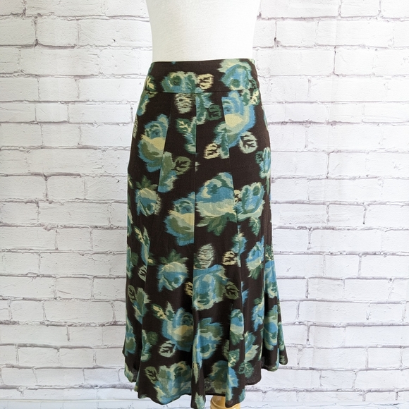 ANN TAYLOR LOFT Floral Fit and Flare Skirt - Picture 4 of 13